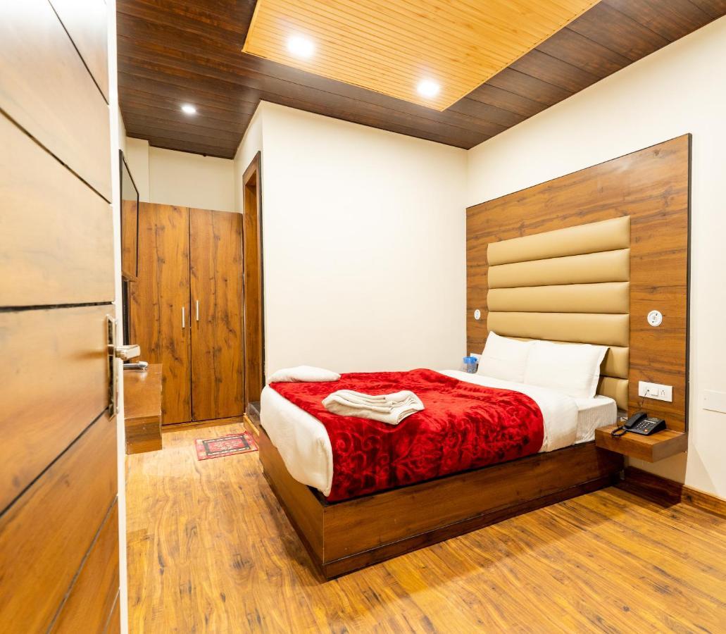 Hotel Woodland Nainital Zewnętrze zdjęcie
