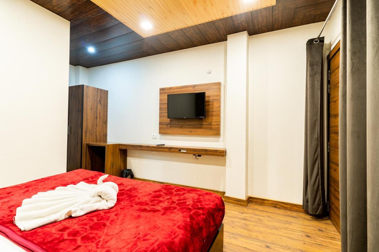 Hotel Woodland Nainital Zewnętrze zdjęcie